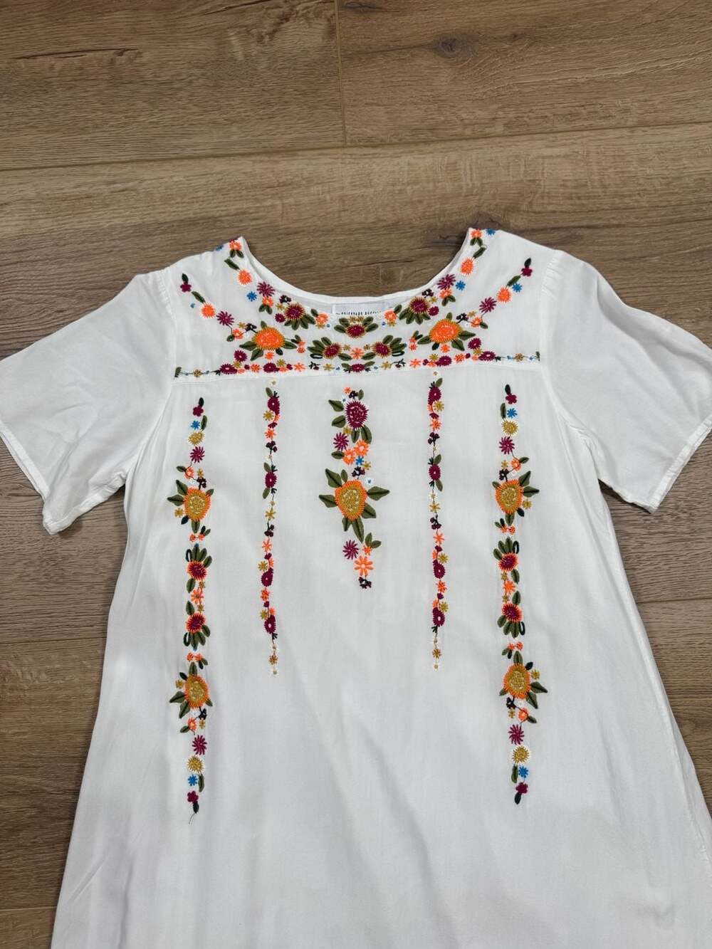 Brickyard Buffalo White Floral Embroidered Shift Dress S Boho Rayon - Picture 3 of 12